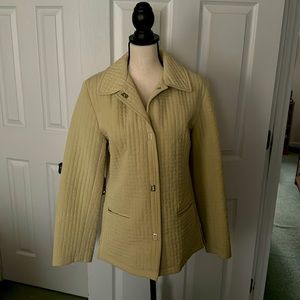 Light green/yellow quilted spring jacket. Excellent for in-between seasons.